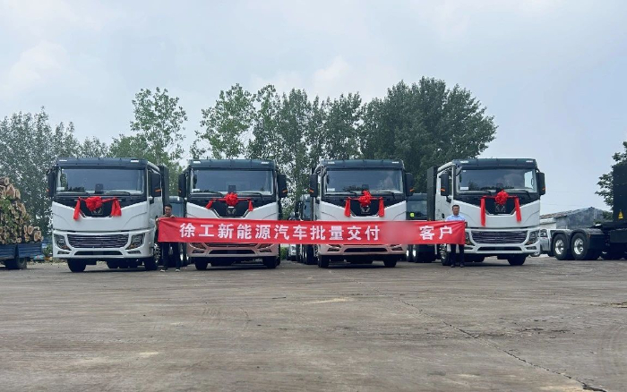 車隊(duì)老板的“致富經(jīng)”：“選擇徐工，就是選擇成功！”